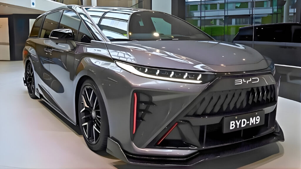 BYD M9 2026: lujo eléctrico y tecnología futurista que redefine la movilidad premium